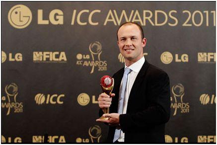 jonathan trott with icc award