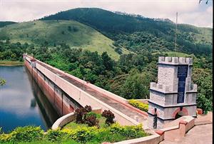 Mullaperiyar Dam Issue - Human Wall by LDF on 8th December 2011