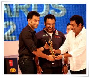 Vanitha Film Awards 2012 on Mazhavil Manorama – March 31st and April 1 at 630 PM